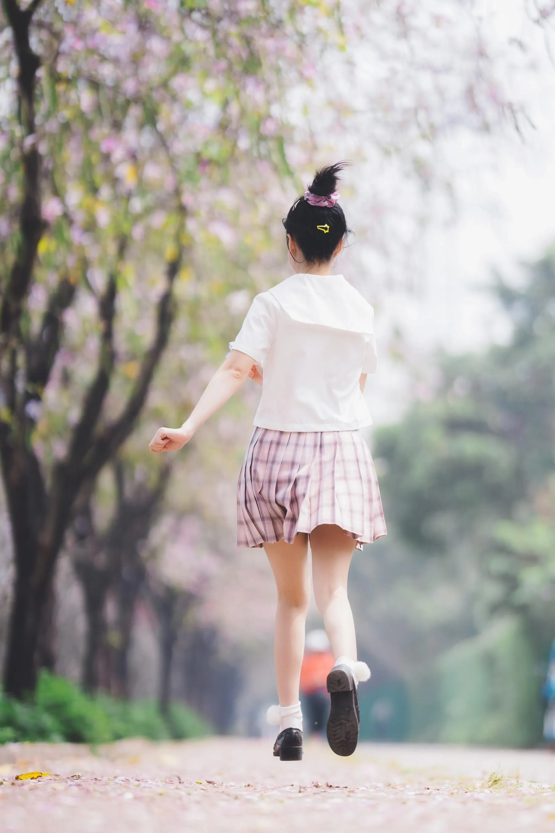 [艺图语] 2022.06.21 花与少女 思涼poi [35P]插图5